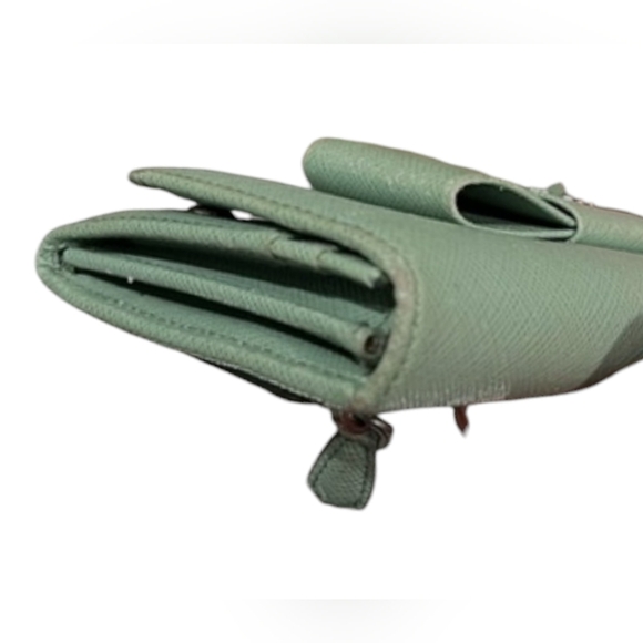 PRADA Green Fiocco Bow Saffiano Leather Long Wallet - Picture 4 of 9